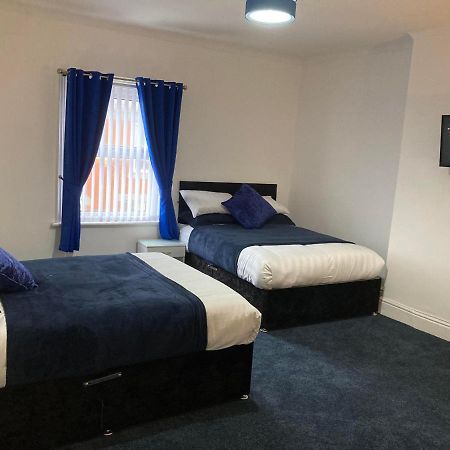 Agapi Apartment - Sea View Sleeps Ten Blackpool Luaran gambar