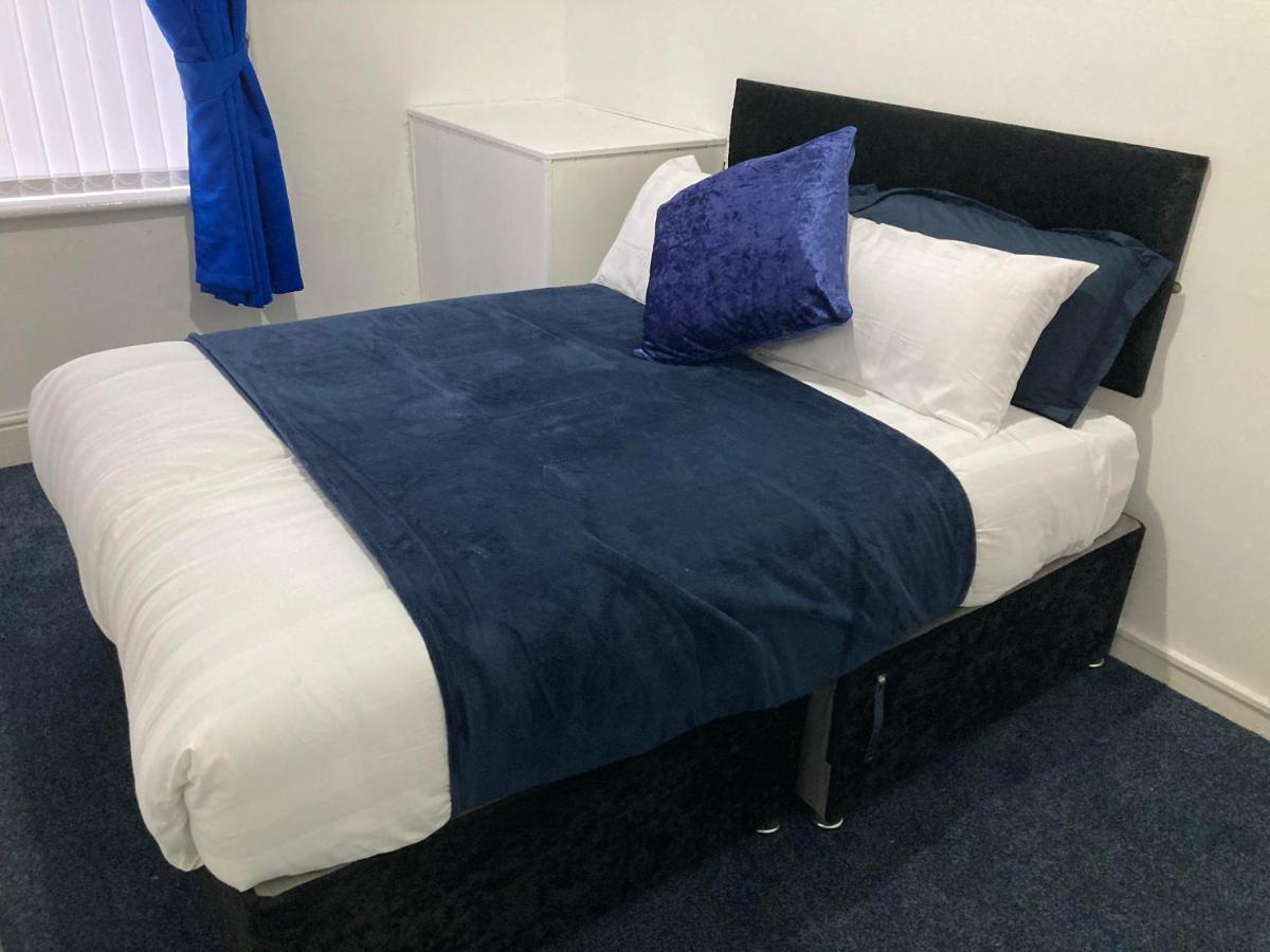 Agapi Apartment - Sea View Sleeps Ten Blackpool Luaran gambar
