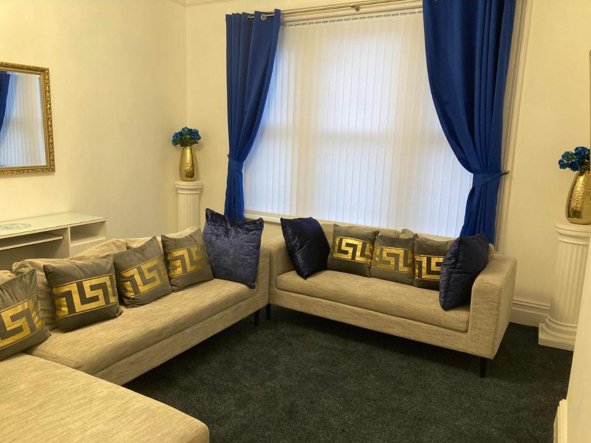 Agapi Apartment - Sea View Sleeps Ten Blackpool Luaran gambar